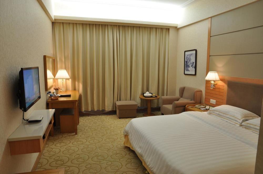 Garden Hotel Sán Đầu Ngoại thất bức ảnh